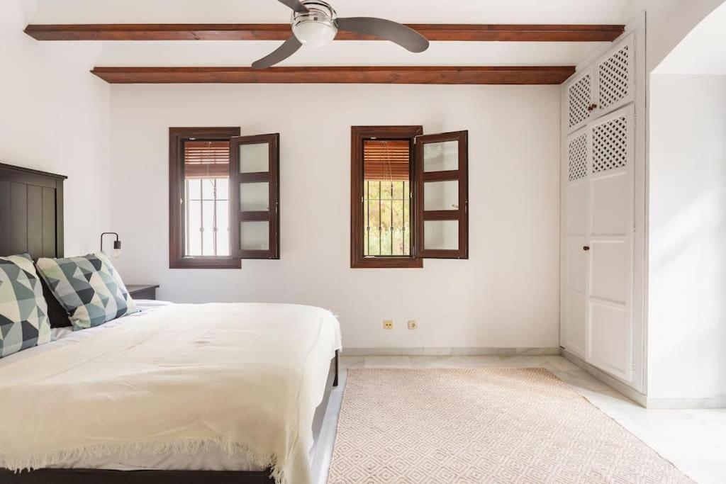 Stylish Spanish 3 Bd Townhouse On The Golden Mile Marbella Exterior foto
