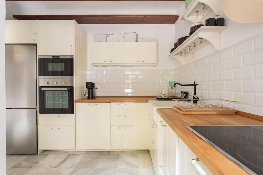 Stylish Spanish 3 Bd Townhouse On The Golden Mile Marbella Exterior foto