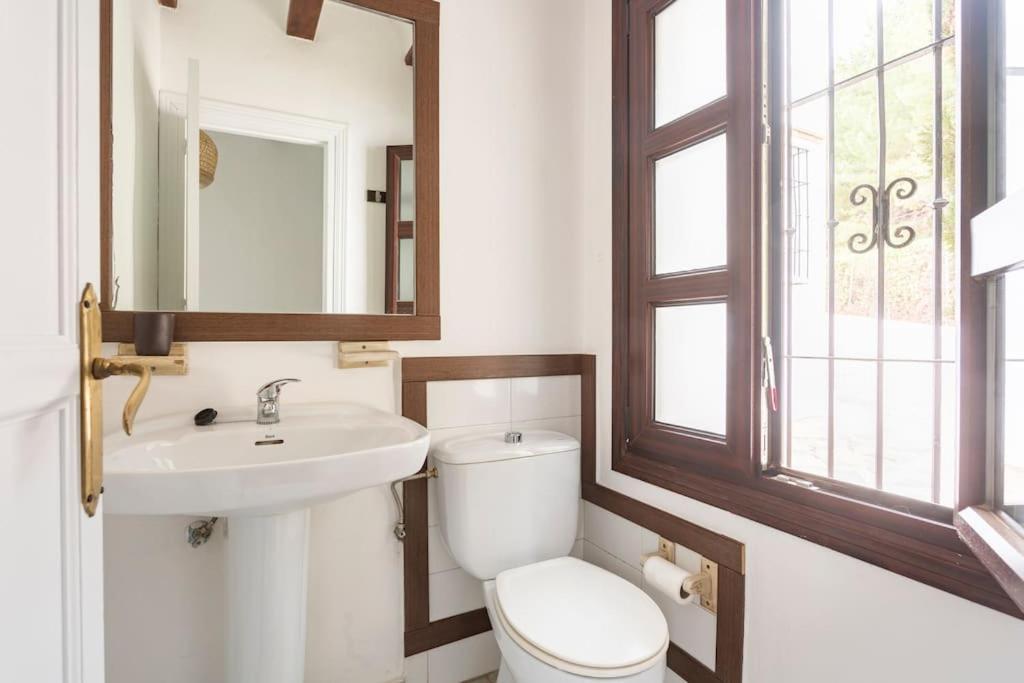 Stylish Spanish 3 Bd Townhouse On The Golden Mile Marbella Exterior foto