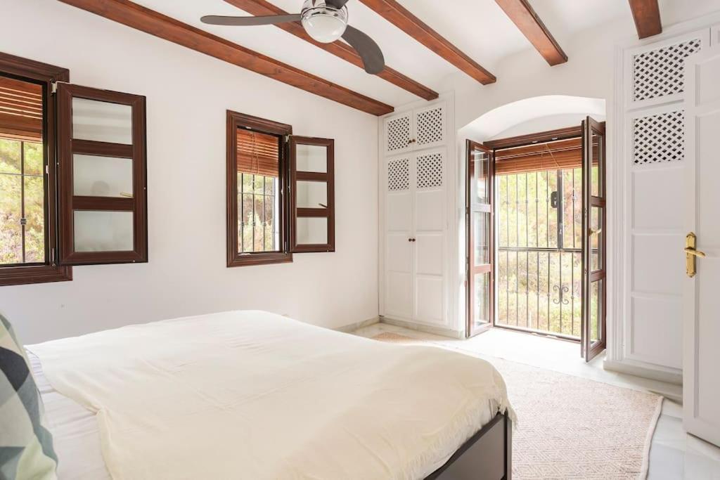 Stylish Spanish 3 Bd Townhouse On The Golden Mile Marbella Exterior foto