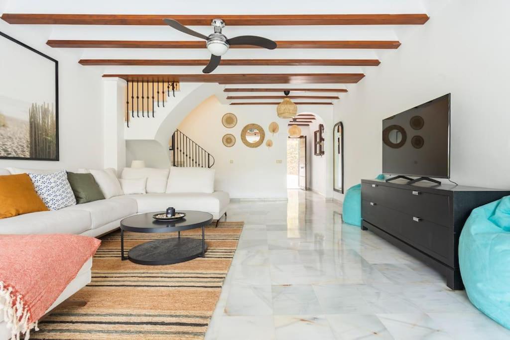 Stylish Spanish 3 Bd Townhouse On The Golden Mile Marbella Exterior foto