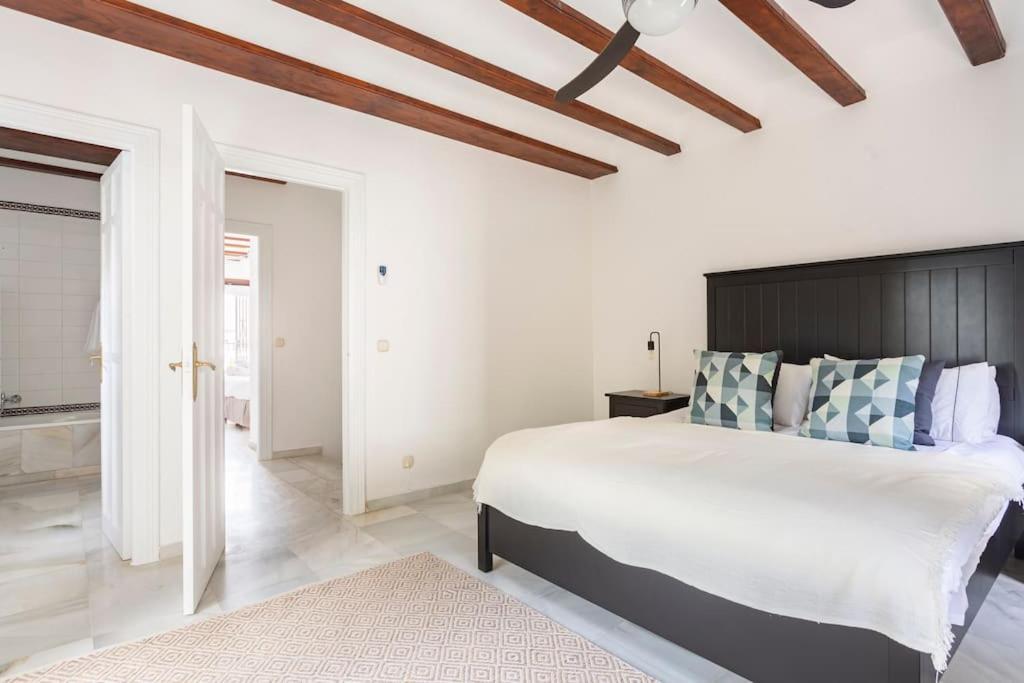 Stylish Spanish 3 Bd Townhouse On The Golden Mile Marbella Exterior foto