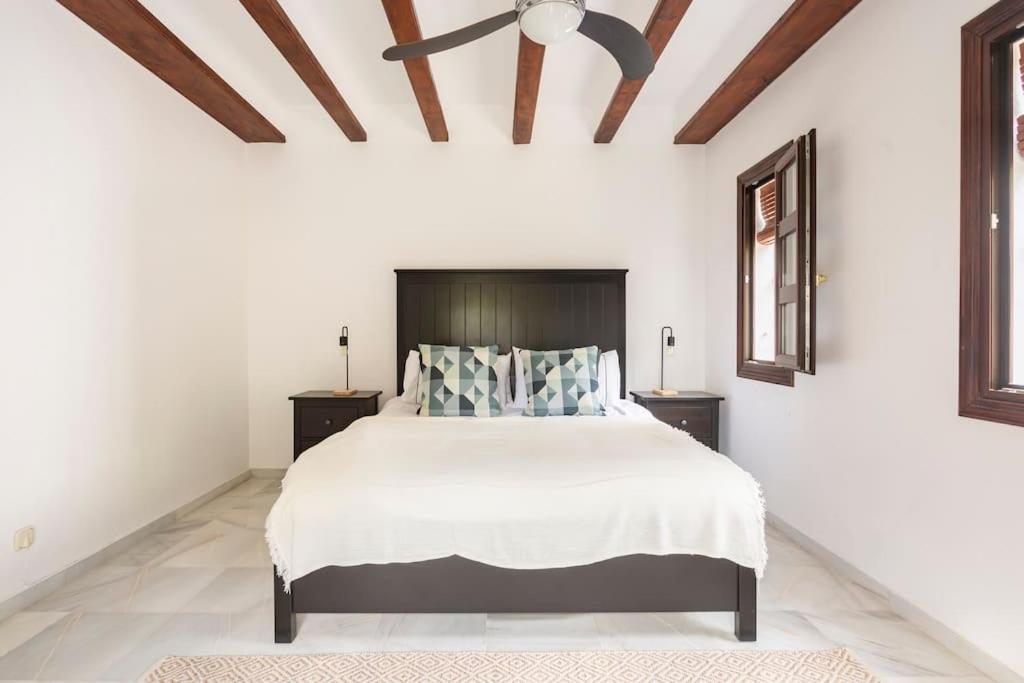 Stylish Spanish 3 Bd Townhouse On The Golden Mile Marbella Exterior foto
